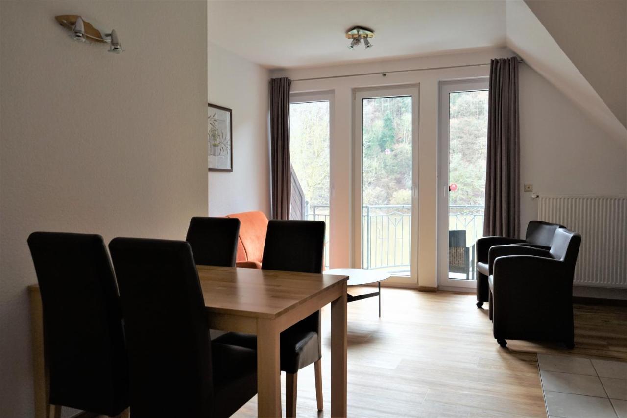 Haus Moselliebe B&B Ediger-Eller Exteriör bild