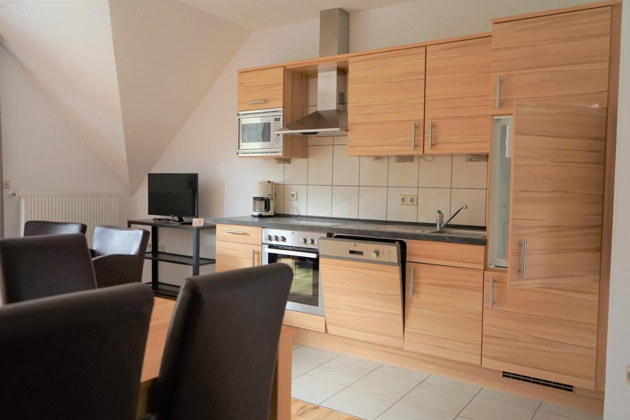 Haus Moselliebe B&B Ediger-Eller Exteriör bild